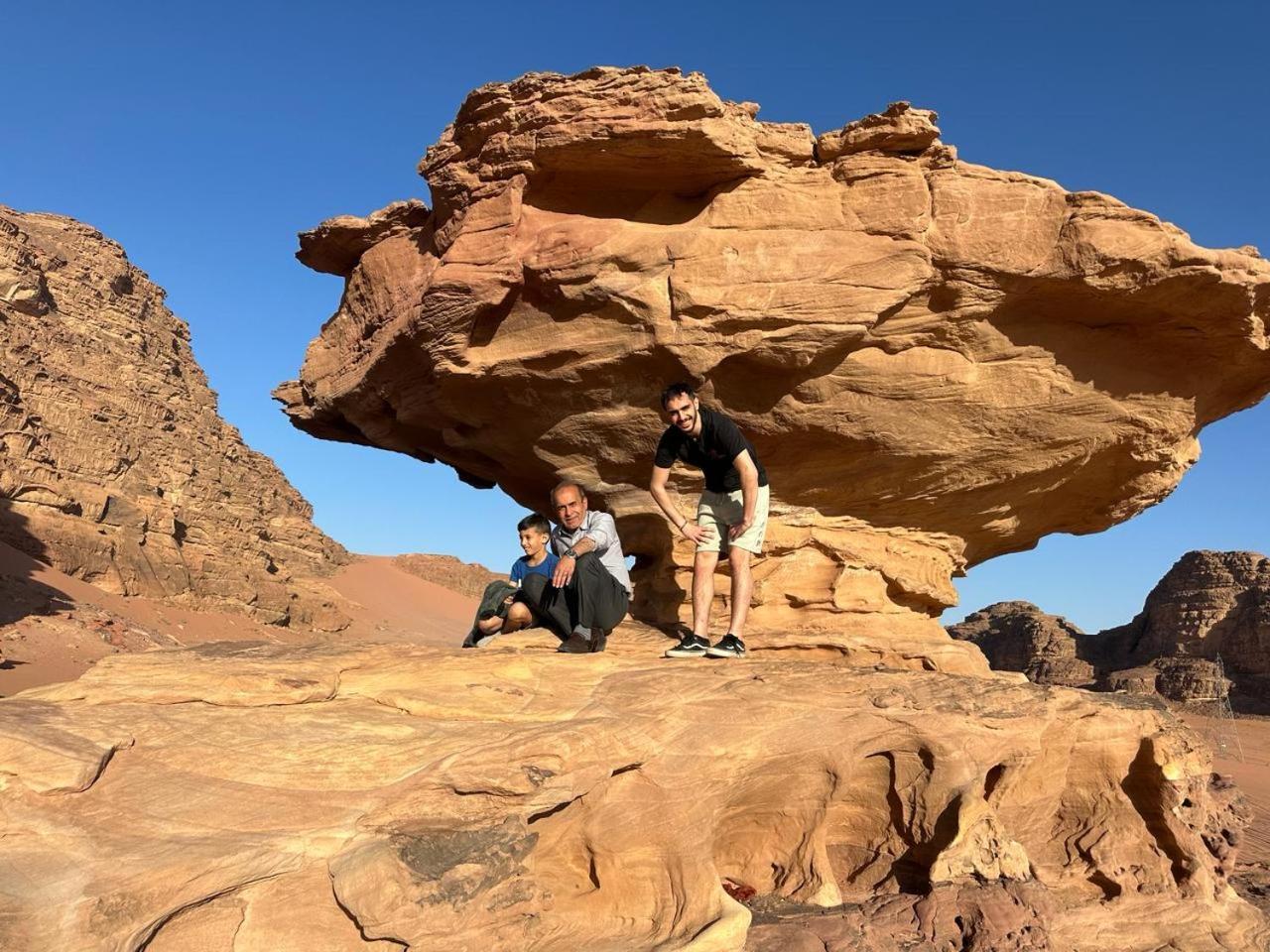Star Magic Camp Hotel Wadi Rum Exterior photo